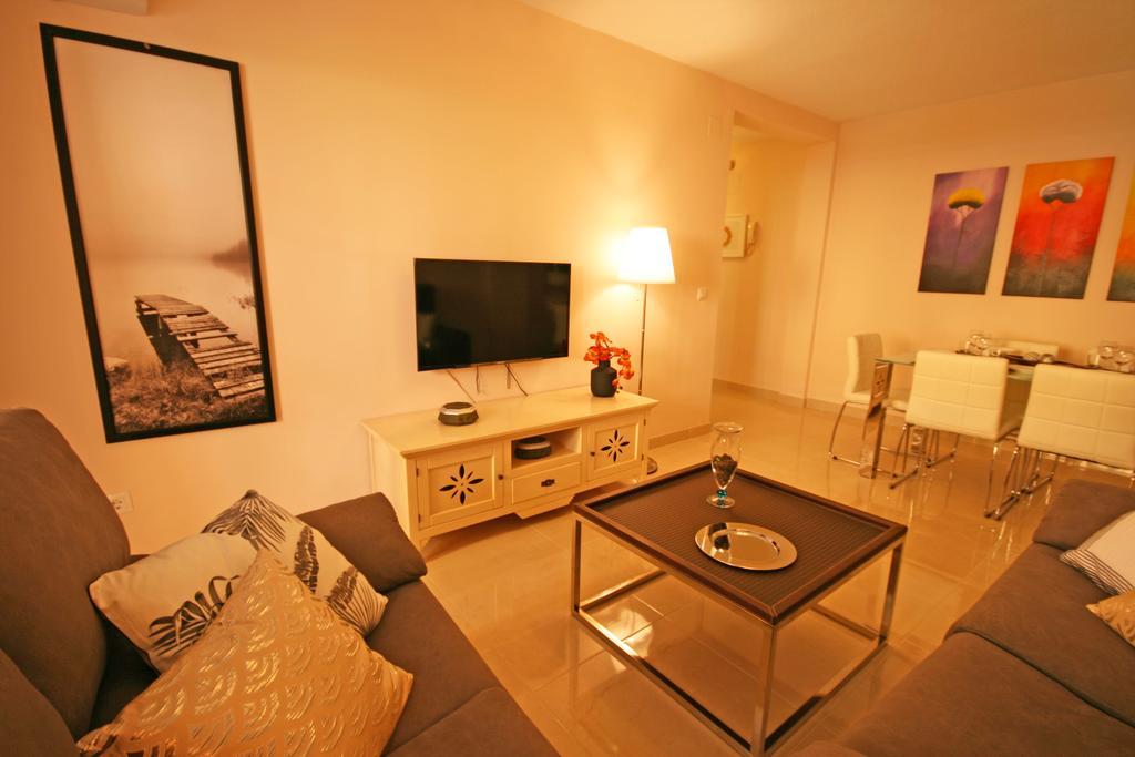 Zamarrilla Apartment Malaga Exterior photo